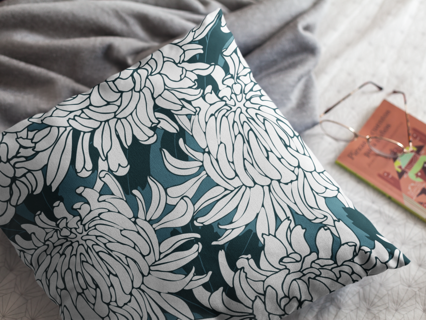 Chrysanthemum Floral Pillowcase — Navy & White Decorative Throw Pillow